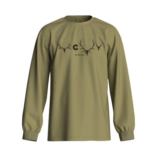 Long sleeve Tshirt green with deer elk and pronghorn skull on front